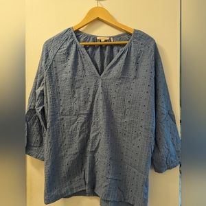 Powder blue top, size 8, 3/4 length sleeves